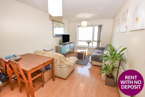 2 bedroom flat for sale, Sugar Mill Square, Salford, M5