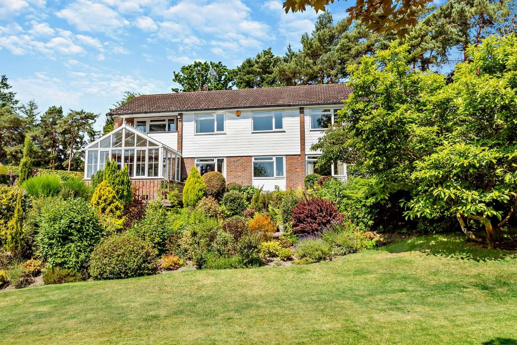 The Drive, Maresfield Park... 4 bed detached house for sale £950,000