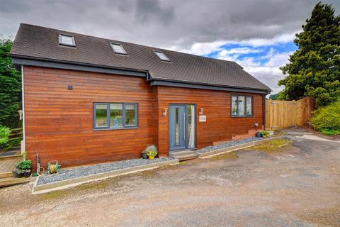 1 bedroom detached bungalow for sale, Kidderminster Rd, Kinver, Stourbridge