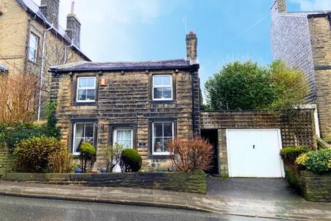 3 bedroom detached house for sale, Bolton Road, Silsden, BD20 0JY