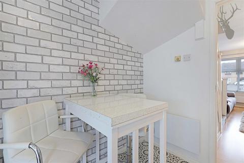 2 bedroom terraced house for sale, Underwood Road, Woodford Green IG8