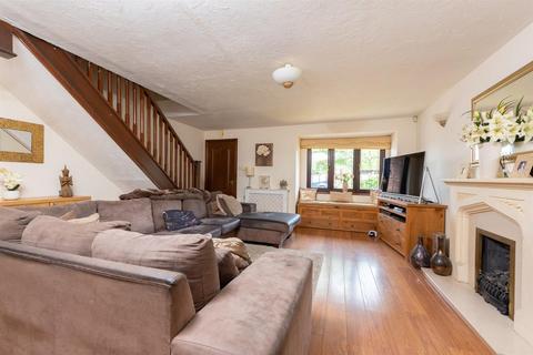 2 Heritage View, Hatch Warren, Basingstoke, RG22 4XN