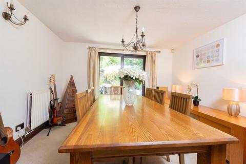 2 Heritage View, Hatch Warren, Basingstoke, RG22 4XN