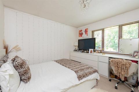 2 Heritage View, Hatch Warren, Basingstoke, RG22 4XN
