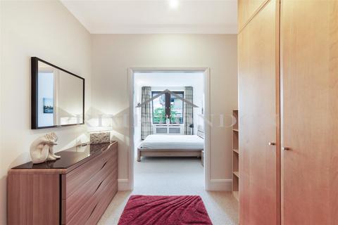 2 bedroom apartment for sale, Whitehouse Apartments, 9 Belvedere Road, South Bank