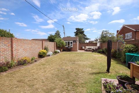 3 bedroom detached house for sale, Chichester Road, Greenhithe