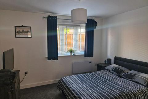 1 bedroom house to rent, Salisbury Close, Rugeley