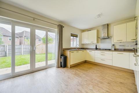 3 bedroom semi-detached house for sale, Wensleydale, Wilnecote, Tamworth