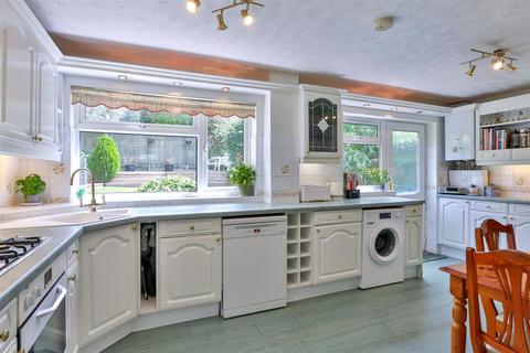 4 bedroom house for sale, Broadwater Avenue, Poole