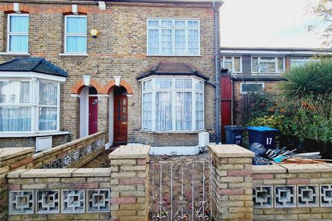 4 bedroom house to rent, Albany Road, Enfield