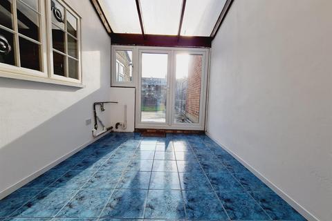 4 bedroom house to rent, Albany Road, Enfield