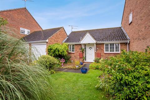 1 bedroom bungalow for sale, Chalkdown, Stevenage SG2