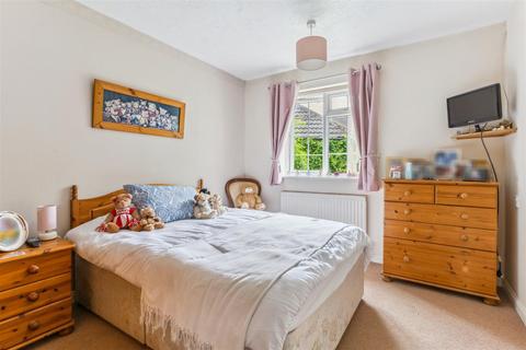 66 Chalkdown, Stevenage, SG2 7BG