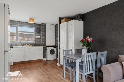 79 Hull Grove, Harlow, CM19 5RR