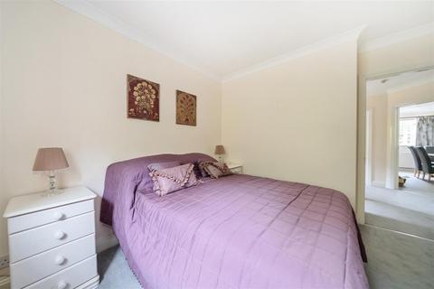 3 Cherrylands Close, Fernhurst, Haslemere, GU27 3PH