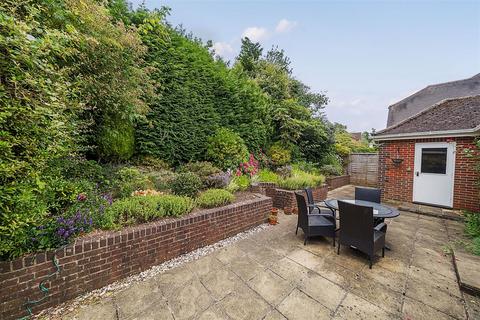 3 Cherrylands Close, Fernhurst, Haslemere, GU27 3PH