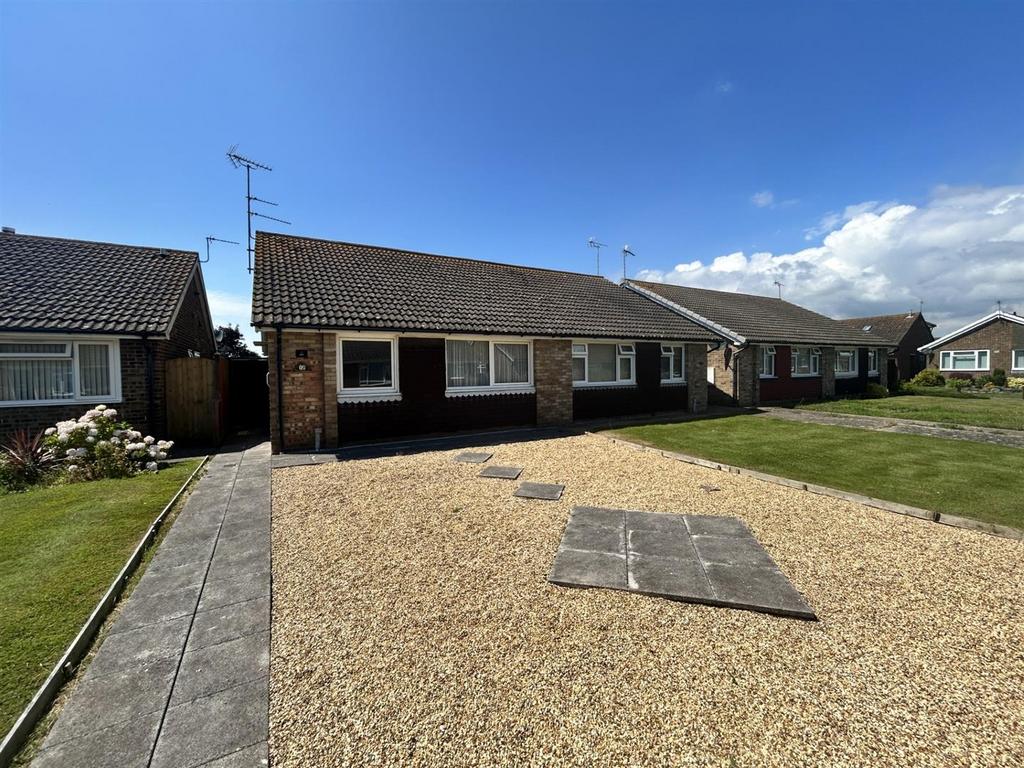 Kipling Walk, Eastbourne BN23 2 bed bungalow for sale £279,950