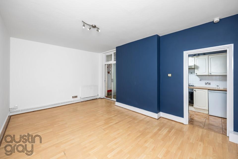 Lansdowne Road, Hove 1 bed flat for sale £230,000