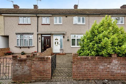 3 bedroom terraced house for sale, Ernan Close, South Ockendon