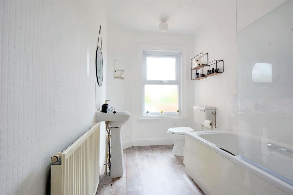 Bathroom.jpeg