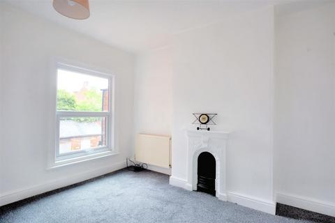 32 Albert Street, Ilkeston, DE7 5GS