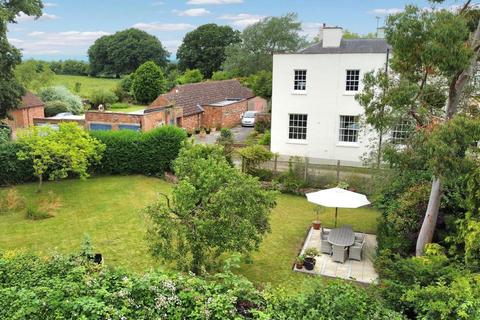 4 bedroom end of terrace house for sale, Newark House, Hempsted, Gloucester