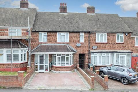3 bedroom terraced house for sale, Knockhall Road, Greenhithe