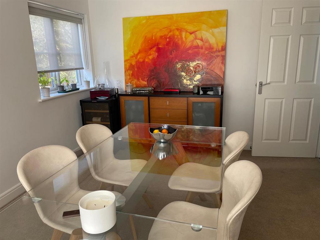Dining Room.jpg