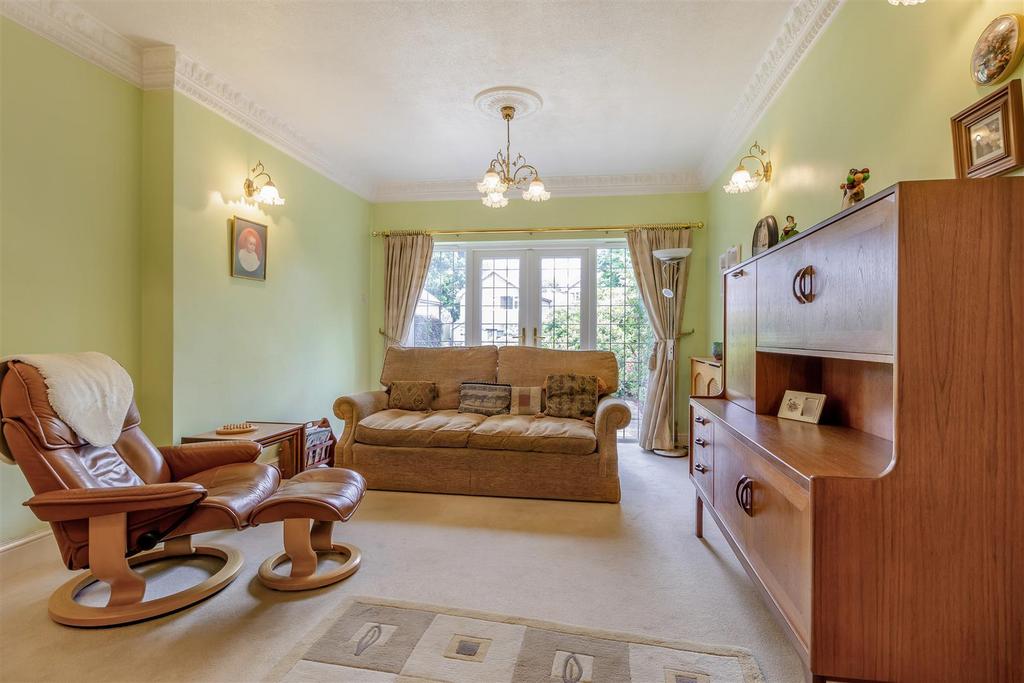 8603986-interior28.jpg