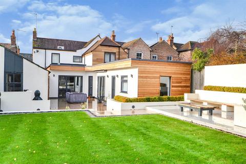 5 bedroom detached house to rent, Conduit Road, Stamford, Lincs