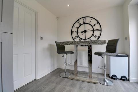49 Barn Field Way, Alsager, Stoke-on-trent, ST7 2GZ