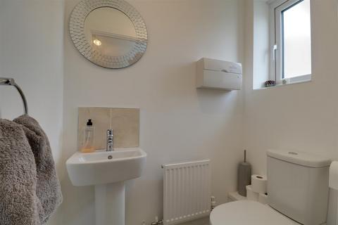 49 Barn Field Way, Alsager, Stoke-on-trent, ST7 2GZ