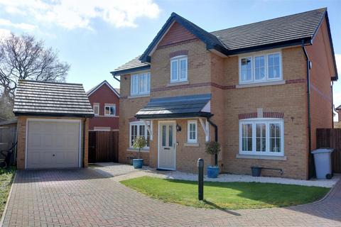 4 bedroom detached house for sale, Middlefield Close, Alsager