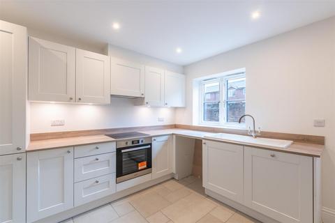 2 bedroom semi-detached house for sale, 3 Crewkerne Place, Bridport