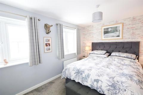 24 Edgar Drive, Thirsk, YO7 1TY