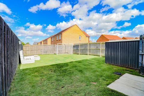 3 bedroom semi-detached house for sale, Middlebeck Close, Beck View, Middlesbrough, TS3 8RG