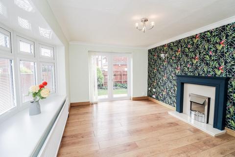 25 Mark Avenue, Stockton-on-tees, TS20 1NG