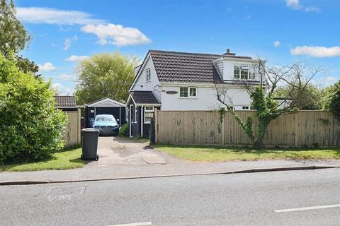 3 bedroom detached house for sale, London Road, Kessingland, Lowestoft