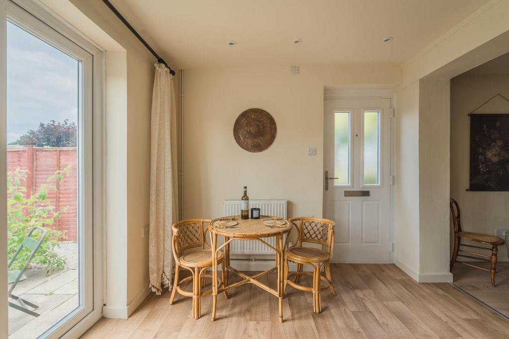 Bryant Gardens, Clevedon 2 bed end of terrace house for sale £260,000