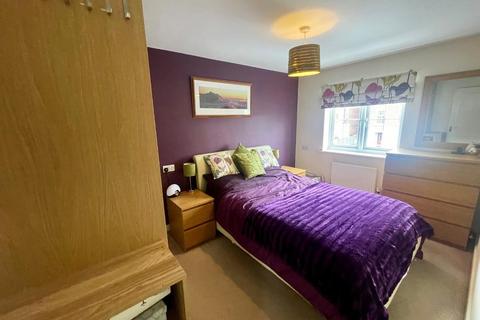 82 Cavaghan Gardens, Carlisle, CA1 3BY