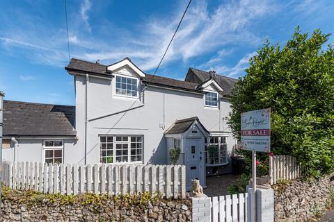 High Street, Niton