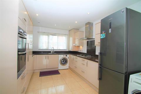 4 bedroom house to rent, Northfield Road, Harborne, Birmingham, B17