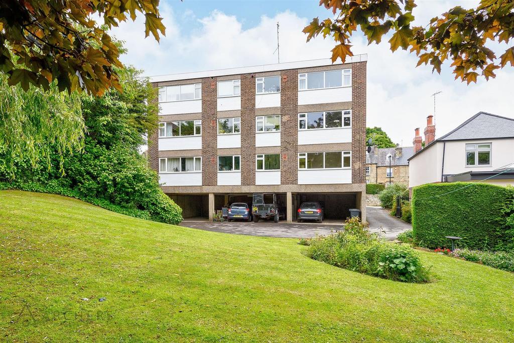 Flat4,92 Brookhouse Hill(Exterior)(6of6).jpg