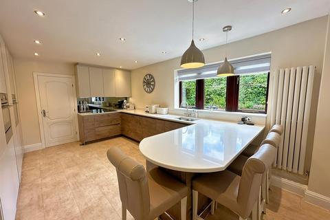 4 bedroom detached house for sale, Brambles Close, Barrow BB7