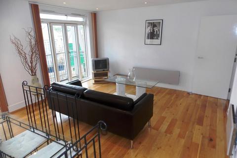 3 bedroom apartment for sale, Three Colt Street, London E14