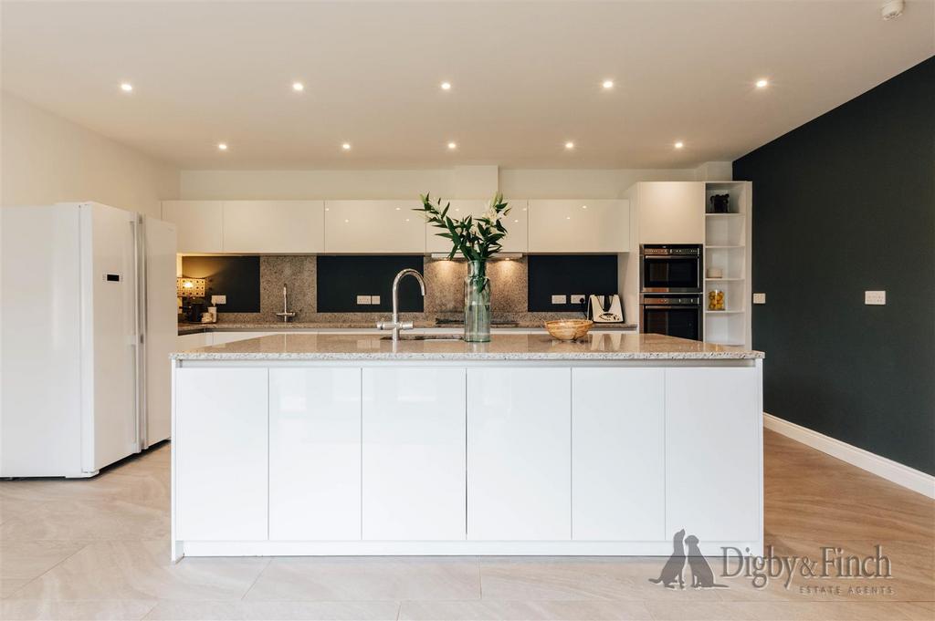 3 Beech House 013.jpg