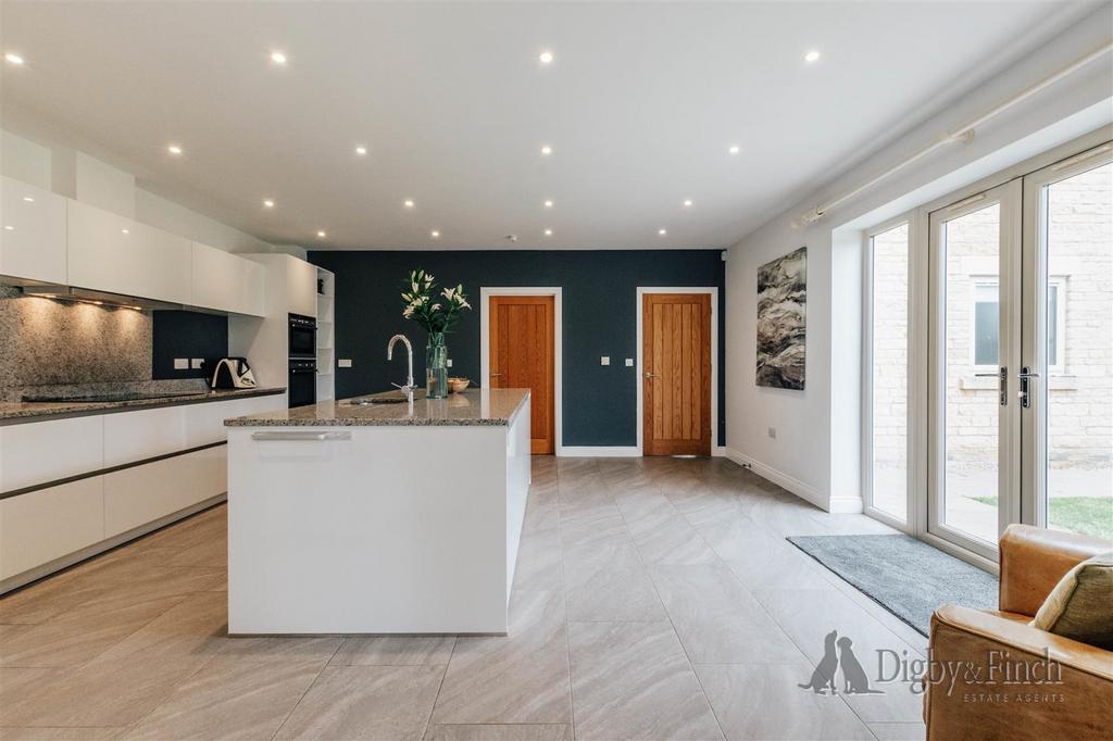 3 Beech House 016.jpg