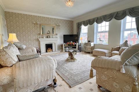 3 bedroom apartment for sale, The Lodge, Dunlin Drive, Lytham St Annes