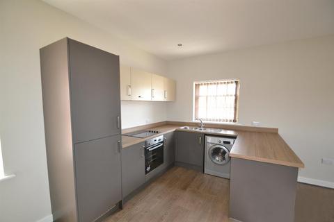 2 bedroom flat to rent, Granby House, Bawtry DN10