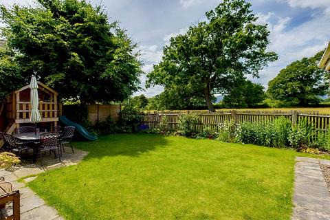 3 bedroom detached house for sale, Worcester Road, Hanley Swan,